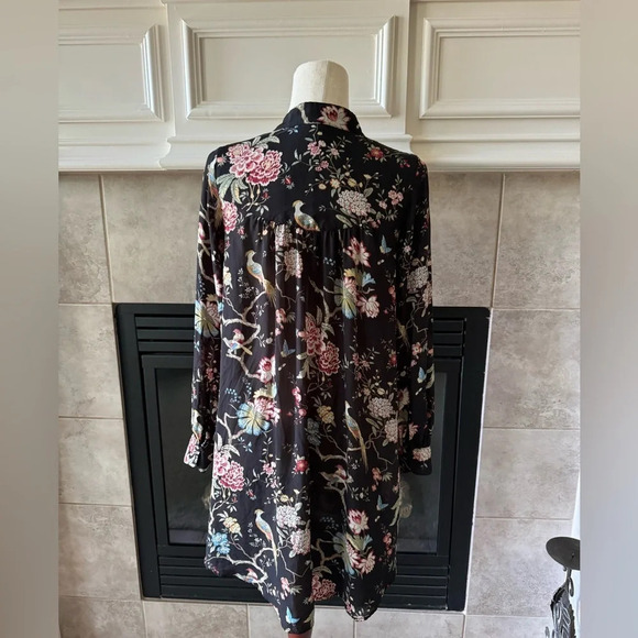 H&M by GP & J Baker Black floral bird print Tunic Shift Dress Size 2 Button Down - Picture 7 of 13